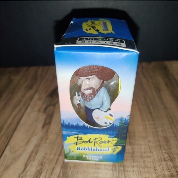 Bob Ross 4" Bobblehead with Sound Deluxe Mega Kit Running Press Minis - Picture 5 of 7